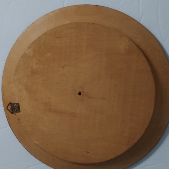 Vintage German Hanging Decor Plate has the name Harnten engraved on it. 8in.Diam - Picture 7 of 8